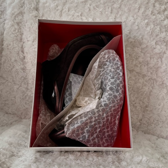 COACH NWT WEDGE HEELS Kerryann style - Picture 13 of 13